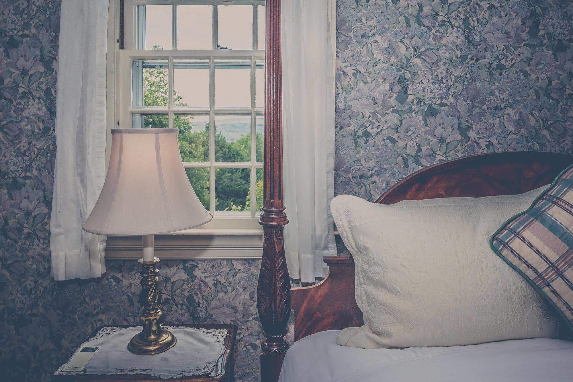 Adair Country & Restaurant Inn 4*
